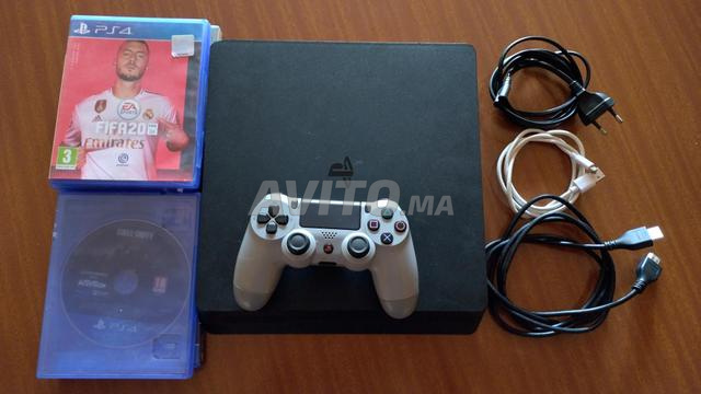 بلاي ستيشن 4 سليم مع ألعاب