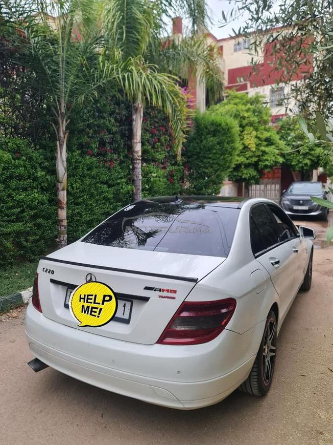 Mercedes-Benz 220 Diesel Automatique 2010 à Oujda