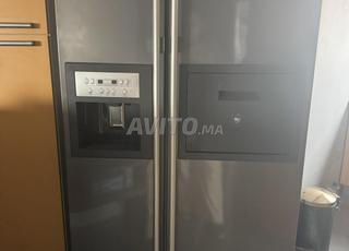 ثلاجة أمريكية