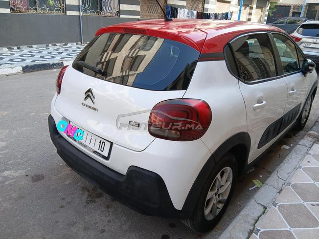 voiture avender 