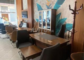 ✨ مكاتب أنيقة ومتاحة للبيع