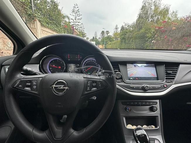 Opel Astra Diesel Manuelle 2020 à Rabat