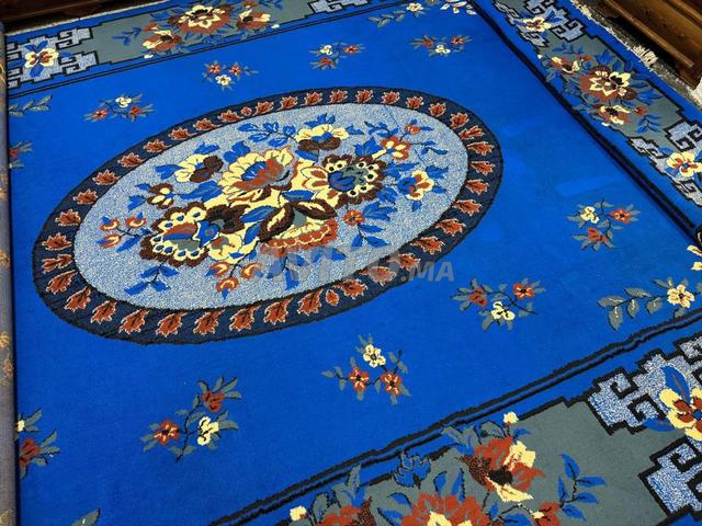 (4.6m x 2.7m) زربية زرقاء فاخرة بحالة ممتازة