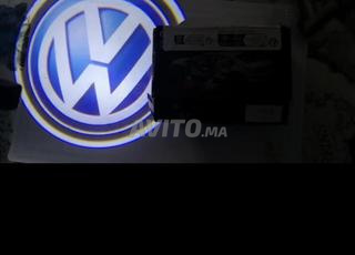 ليد سيارة شعار