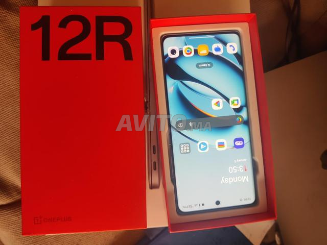 Oneplus 12R - 16GB RAM 256 stockage