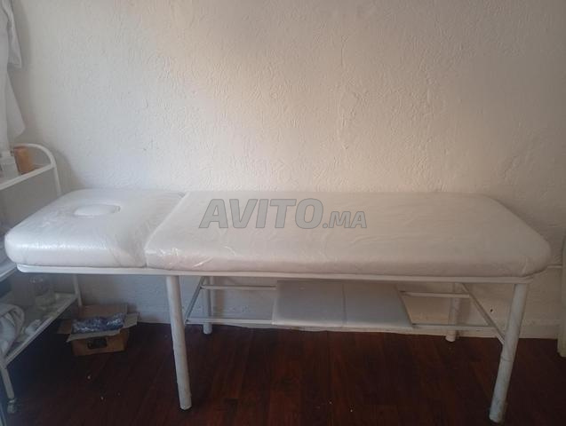 طاولة تدليك