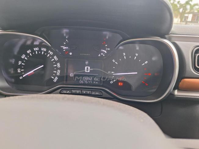 très belle voiture 
