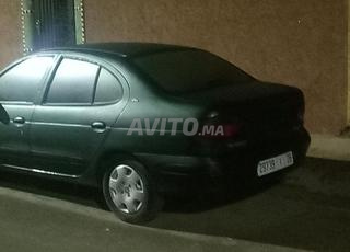 رونو ميغان ديزل يدوية 1998 في مراكش