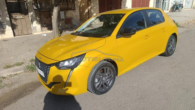 très belle voiture 
