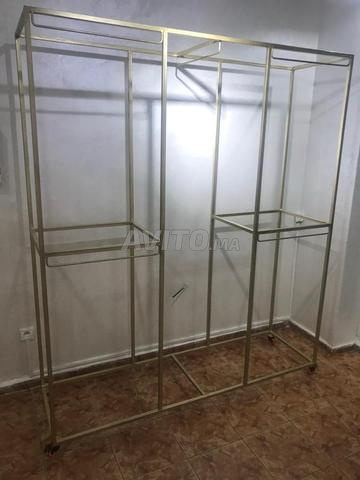 معدات متجر للبيع