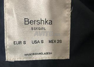 DOUDOUNE AVEC FOURRURE marque Bershka