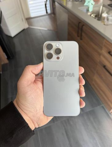 iphone 15 pro max 256gb 92 Etat