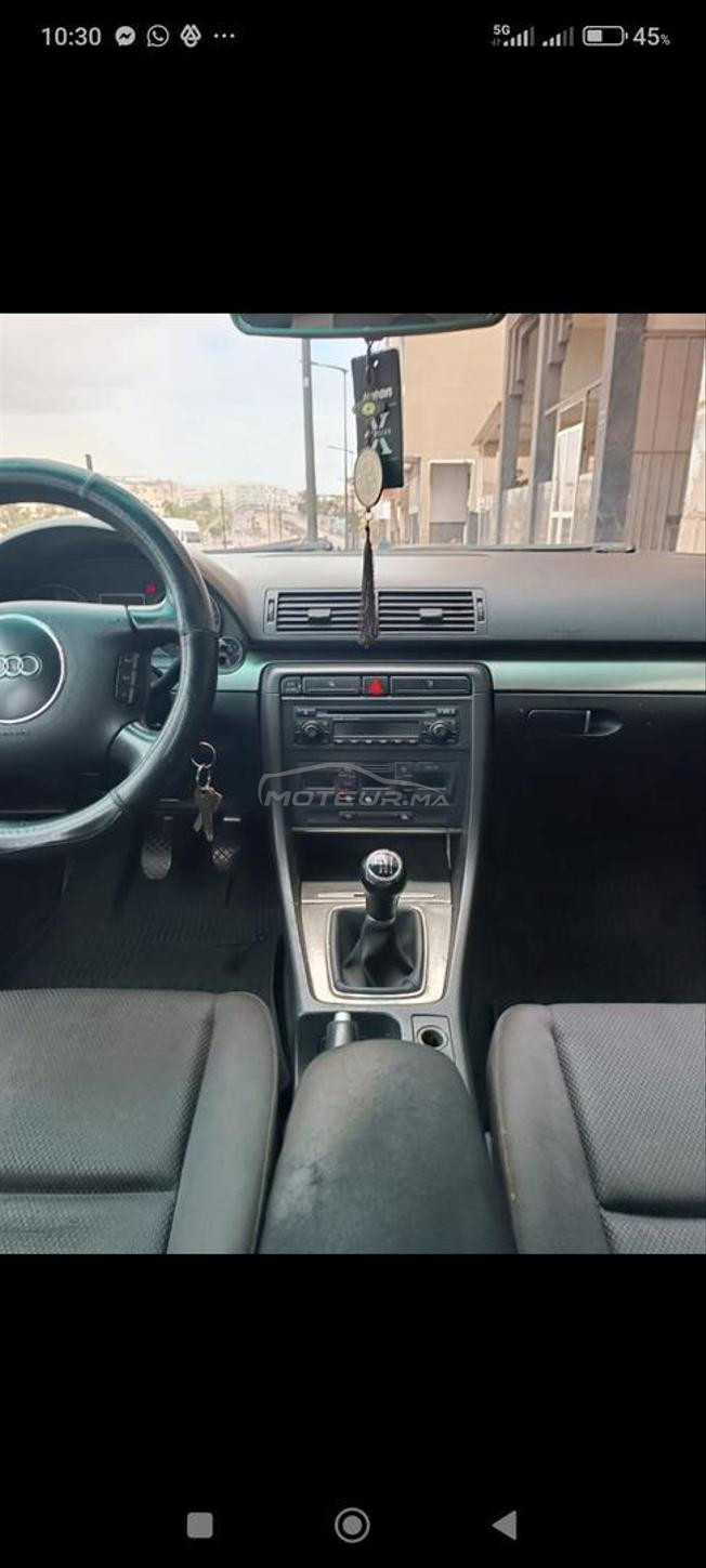 voiture marque Audi A4 1,9D