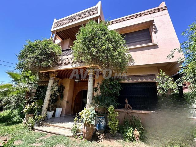 فيلا تجارية للبيع مستشفى الشفاء بمراكش