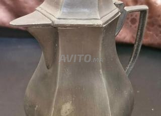 تحفة أثرية إبريق، قهوة، إبريق شاي من القصدير