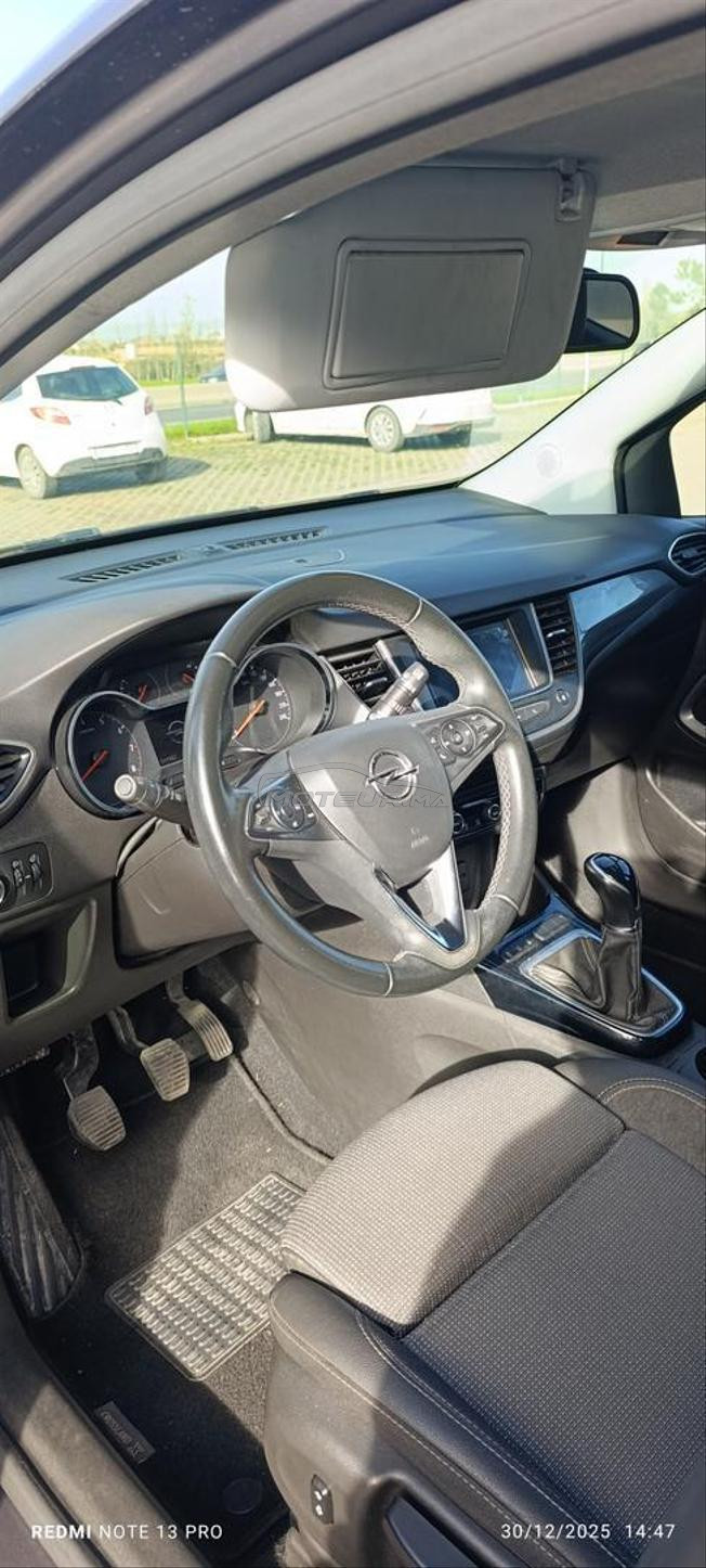 A vendre opel crosland 2023
