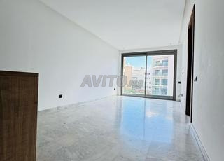 استوديو جديد للإيجار 58 متر مربع في الدار البيضاء المعاريف