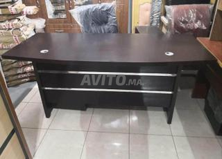 Bureau avec retour et caisson