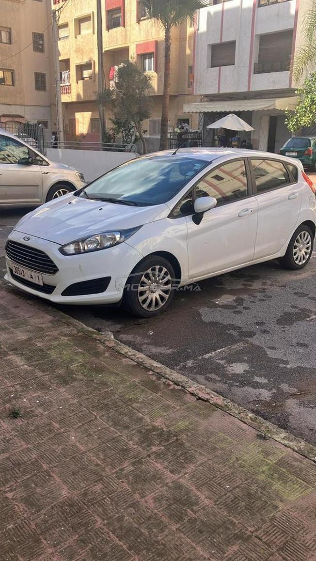 Propriétaire femme Ford Fiesta 2016