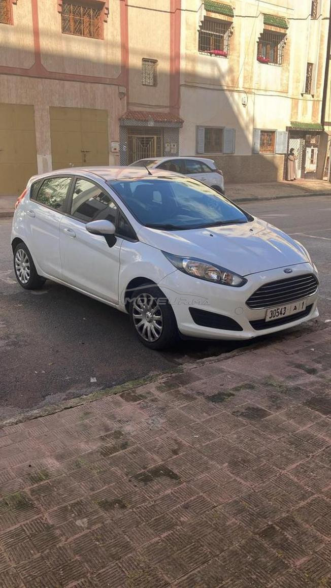 Propriétaire femme Ford Fiesta 2016