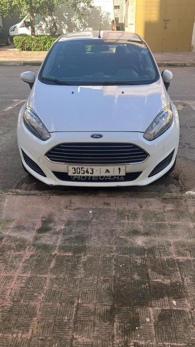 Propriétaire femme Ford Fiesta 2016