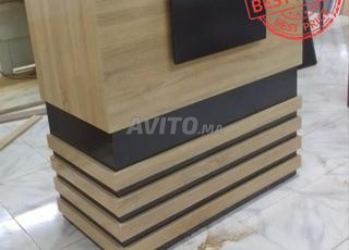 comptoir de reception avec caisson