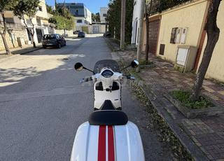 فيسبا 300 GTS SuperSport Racing Sixties