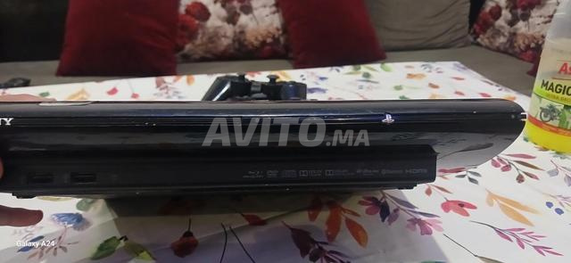 PS3 SUPER SLIM 500gb 3 manettes