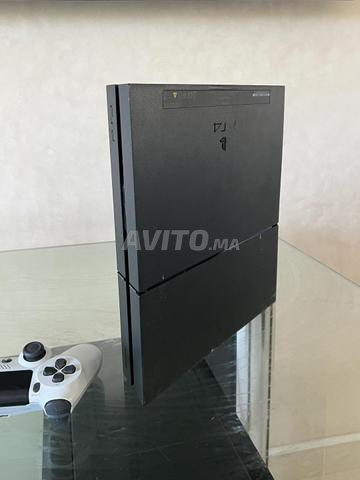 PS4 متصل بالإنترنت مع كابل