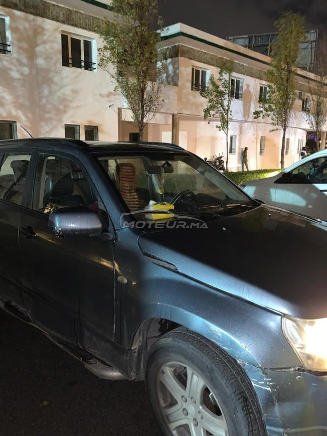 سيارة ممتازة جيجان 4بالضو. البصمة سطاح الجلد