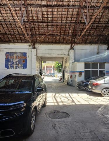 مرآب سيارات