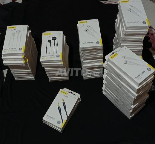 إكسسوارات هاتف بالجملة