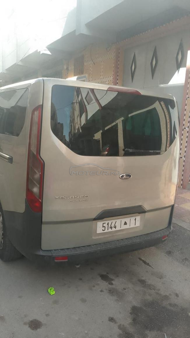 Ford Tourneo Custom 