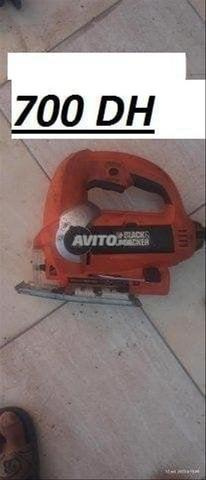 منشار بلاك اند ديكر