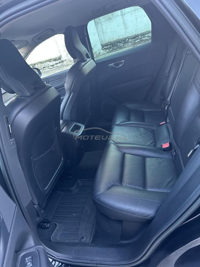VOLVO XC60 comme neuve