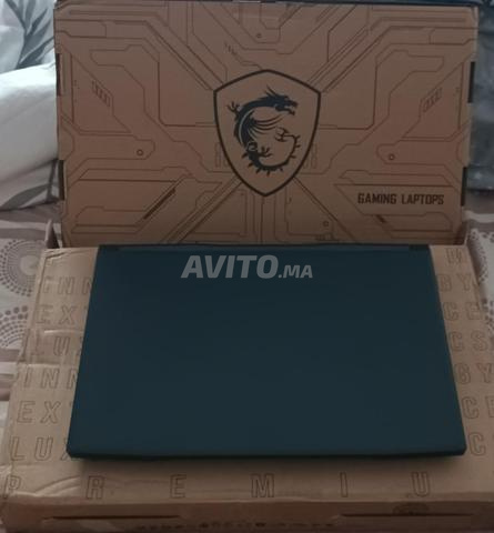 pc portable MSI katana 17 B12VGK 