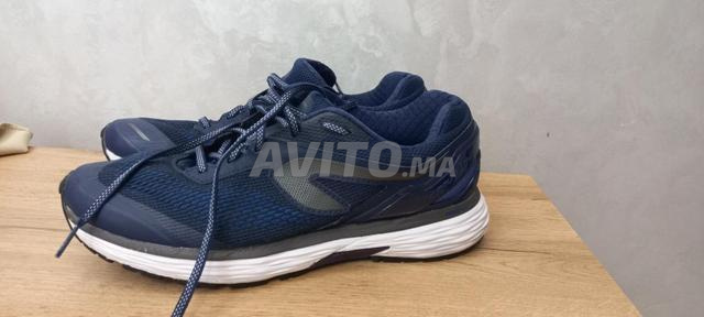 حذاء رياضي ديكاتلون