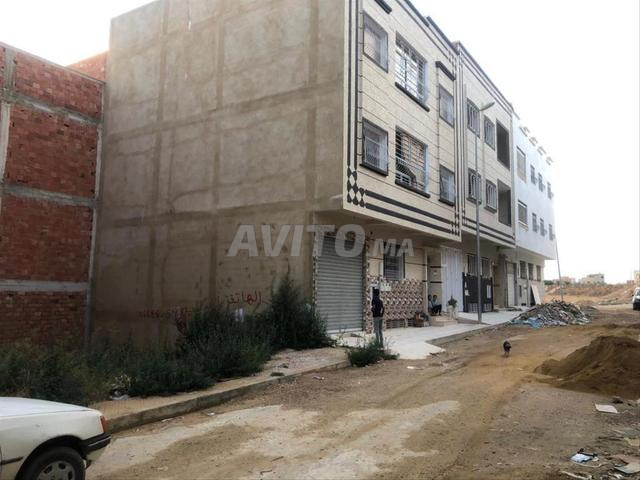 قطعة أرض R2 مع قبو 100 متر مربع للبيع