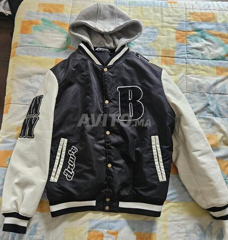 جاكيت زارا XL تلبس L و M