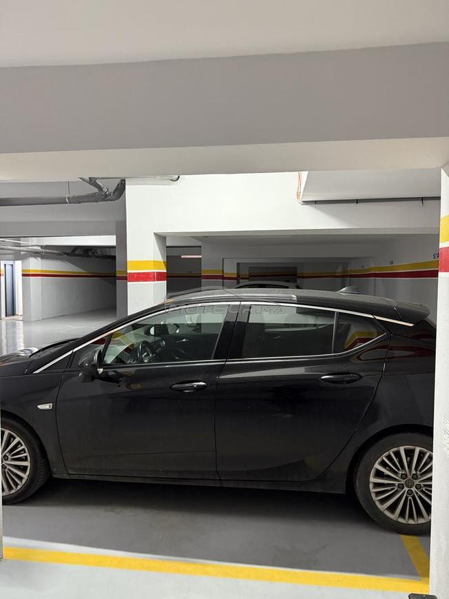 Opel astra K 2019 1er main