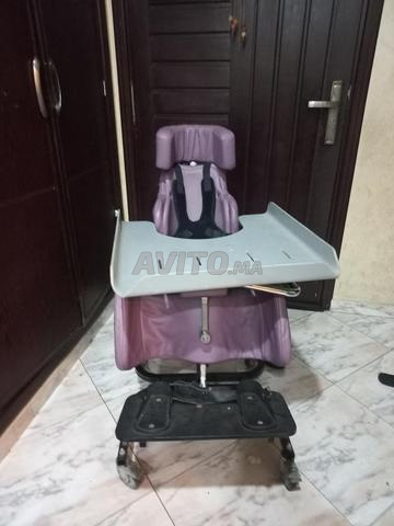 Chaise roulante, chaise roulante pour enfant handicapé