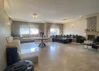 شقة للبيع 170 متر مربع في الدار البيضاء