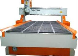 جهاز CNC ROUTR للخشب للنحت والنقش