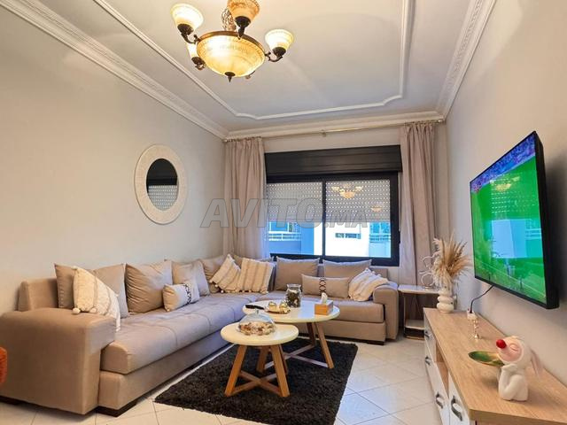 شقة عصرية مفروشة مع شرفة في إبيريا