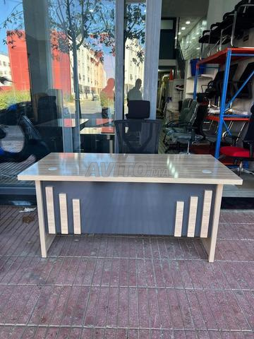 مكاتب عصرية وعملية لكل بيئات العمل - 2