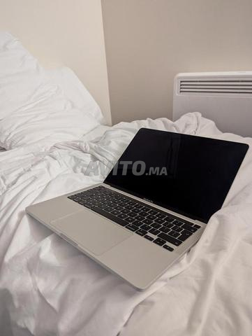 MacBook Pro M2 16 جيجابايت رام 256 جيجابايت SSD