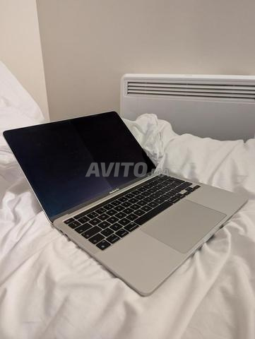 MacBook Pro M2 16 GB RAM 256 GB SSD - 2