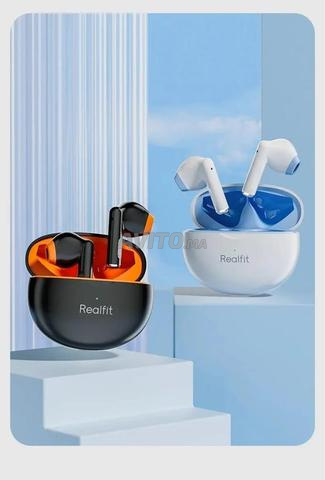 سماعات بلوتوث Realfit F2