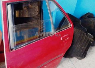 أبواب 205 بحالة جيدة تمن fix