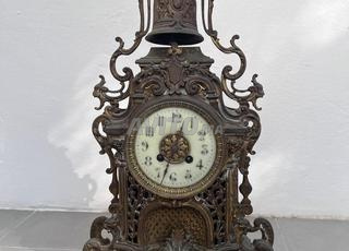 ساعتان قديمتان فرنسيتان - نهاية القرن التاسع عشر